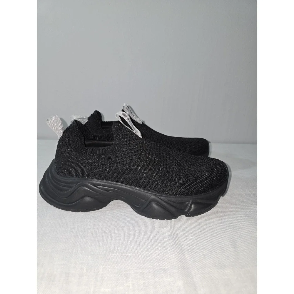Gaiam Women's Black Slip On Jogger Silver Pull Tab Sneakers Shoes 6 M